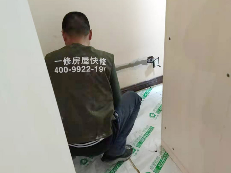 上海木地板破損維修_上海復合木地板修理_上海維修強化地板